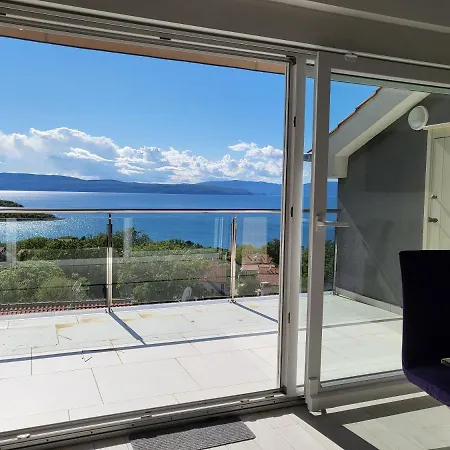 Sea View Bellavista 니바이스